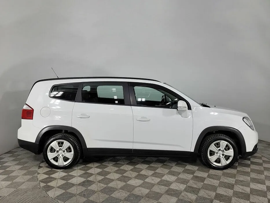 Chevrolet Orlando I · LT — фото 3