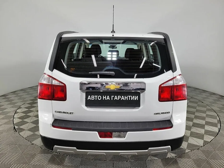Chevrolet Orlando I · LT — фото 5