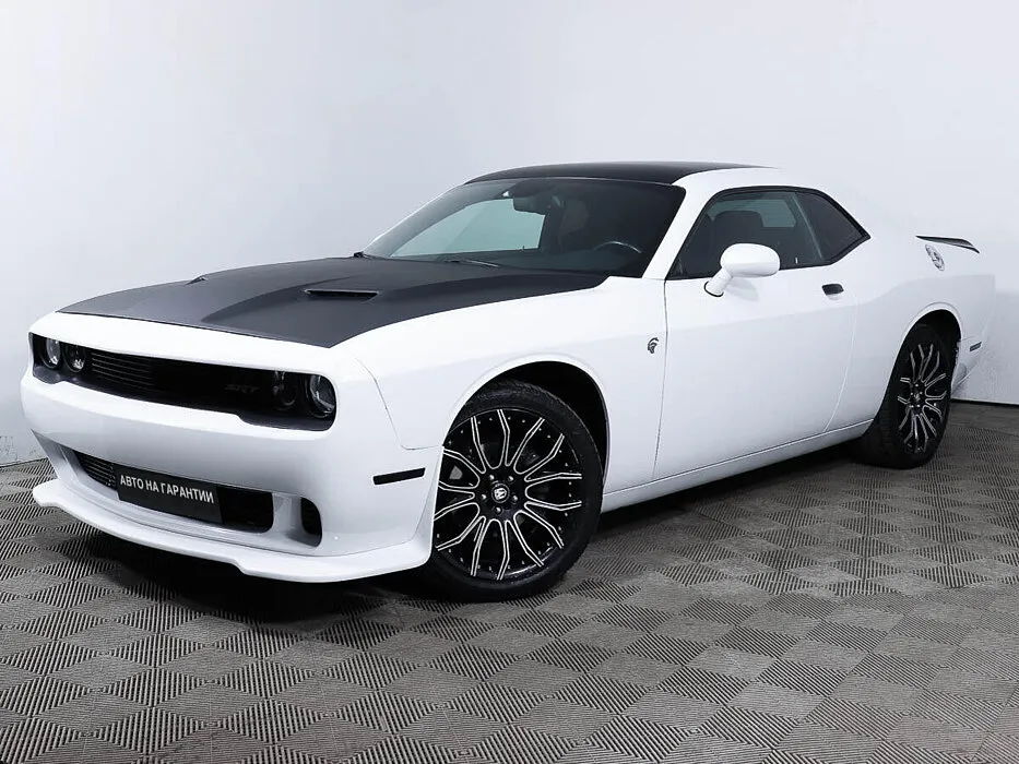Dodge Challenger III Рестайлинг 2