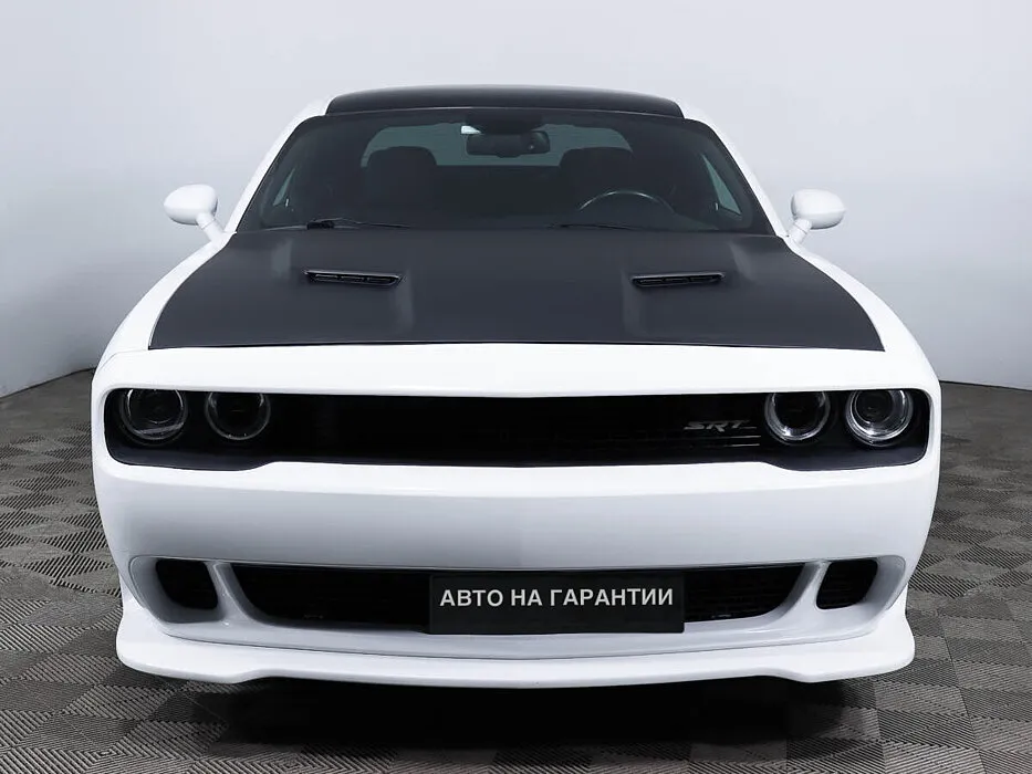 Dodge Challenger III Рестайлинг 2 — фото 2