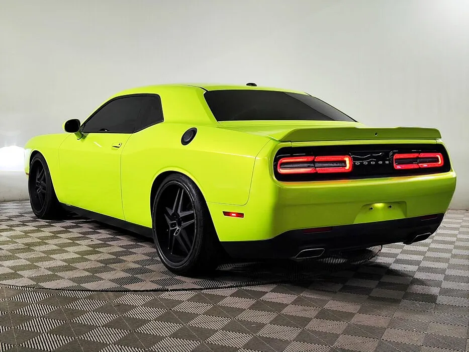 Dodge Challenger III Рестайлинг 2 — фото 4