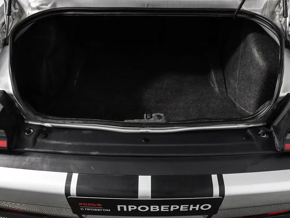 Dodge Challenger III Рестайлинг 2 — фото 5