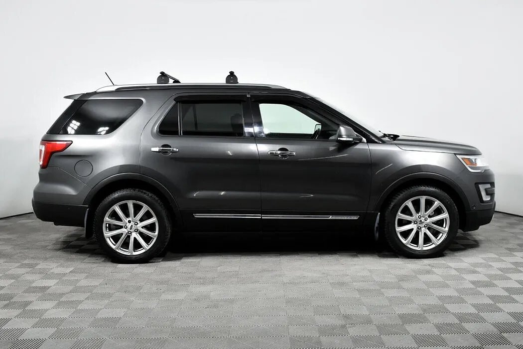 Ford Explorer V Рестайлинг · Limited — фото 3