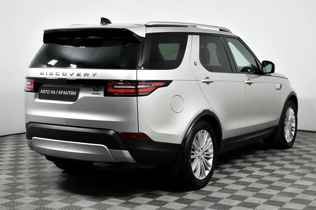 Land Rover Discovery V · SE — фото 4