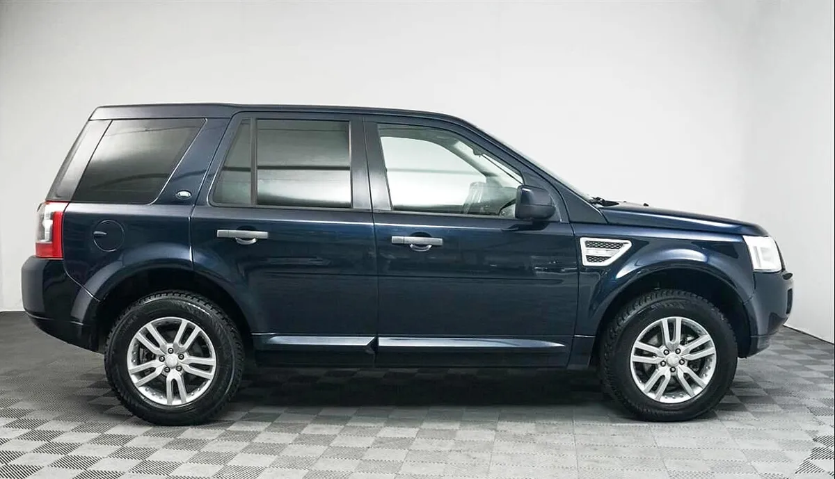Land Rover Freelander II Рестайлинг · SE — фото 3