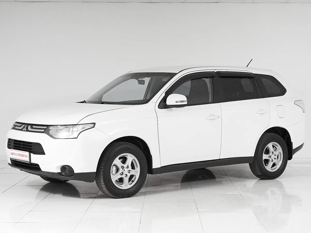 Mitsubishi Outlander III · Intense