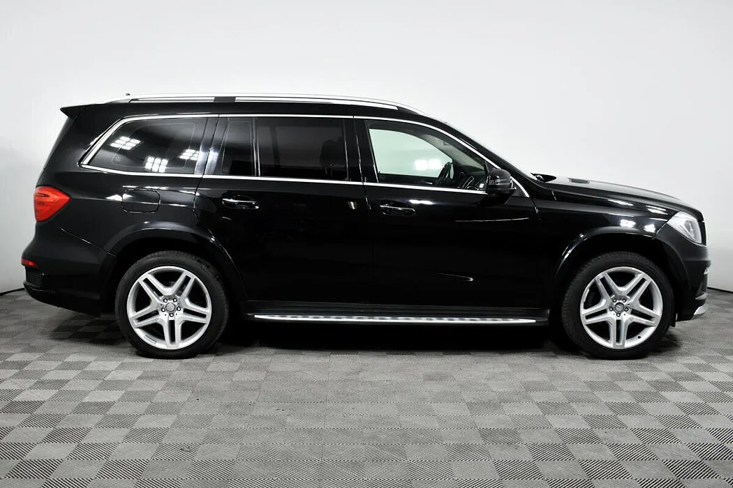 Mercedes-Benz GL-Класс II (X166) · GL 350 BlueTEC 4MATIC Особая серия — фото 3