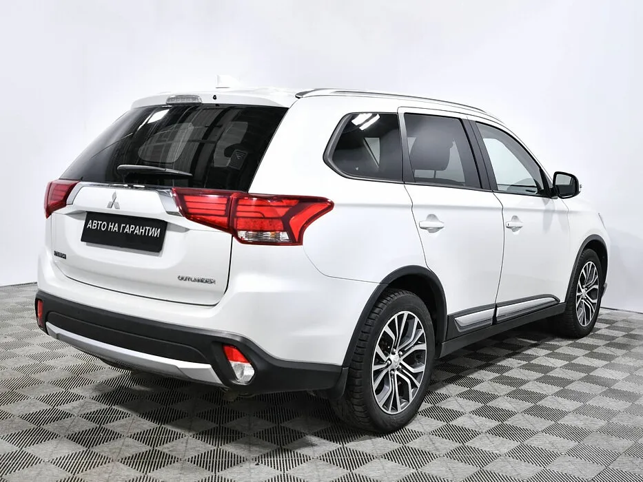 Mitsubishi Outlander III Рестайлинг 2 · Intense — фото 2
