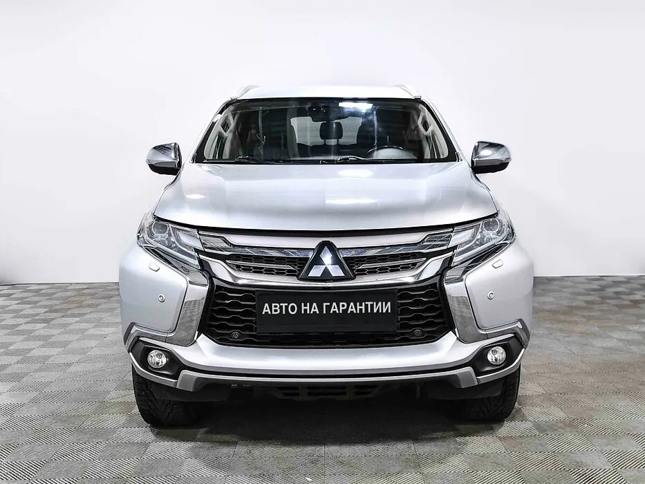 Mitsubishi Pajero Sport III · Instyle — фото 2