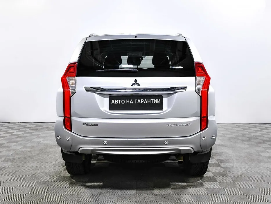 Mitsubishi Pajero Sport III · Instyle — фото 4