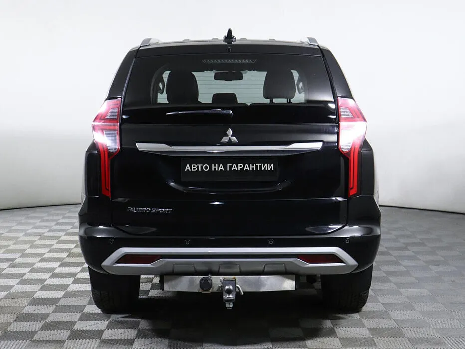 Mitsubishi Pajero Sport III Рестайлинг · Ultimate — фото 5