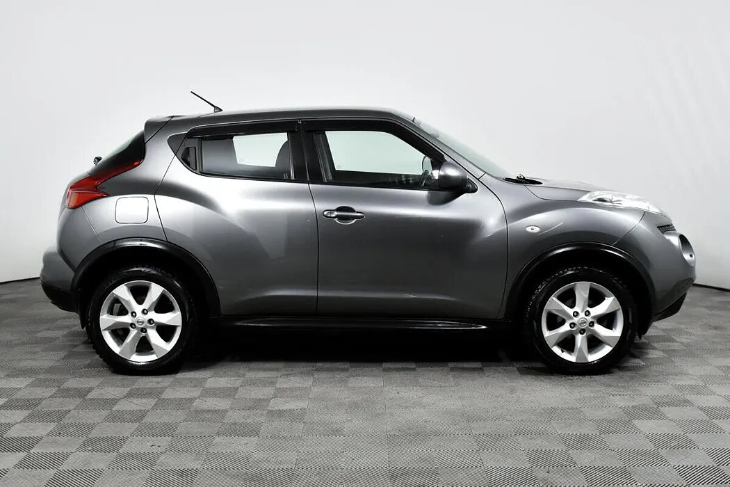 Nissan Juke I · SE — фото 3