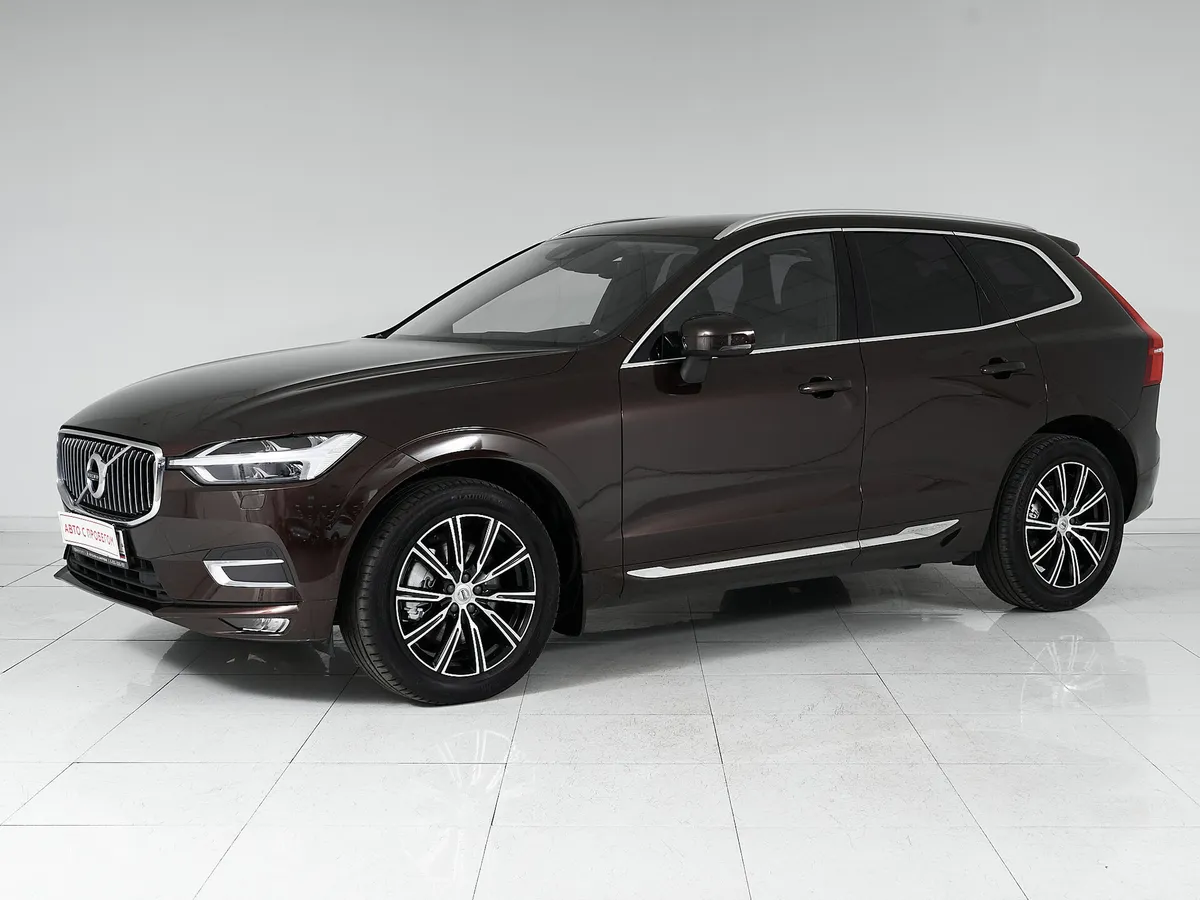 Volvo XC60 II · Momentum