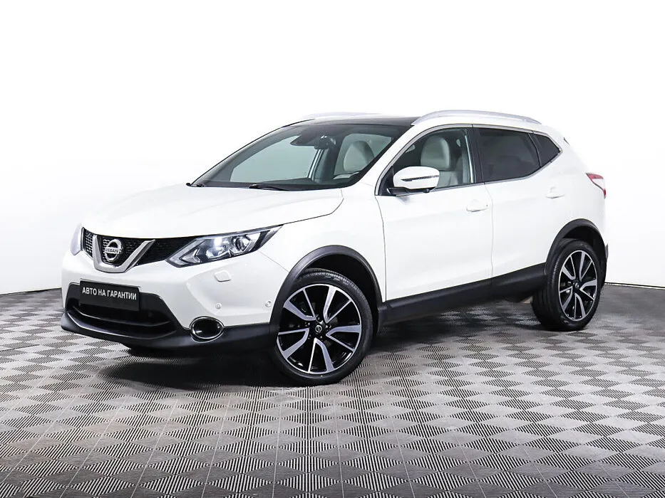 Nissan Qashqai II · LE+