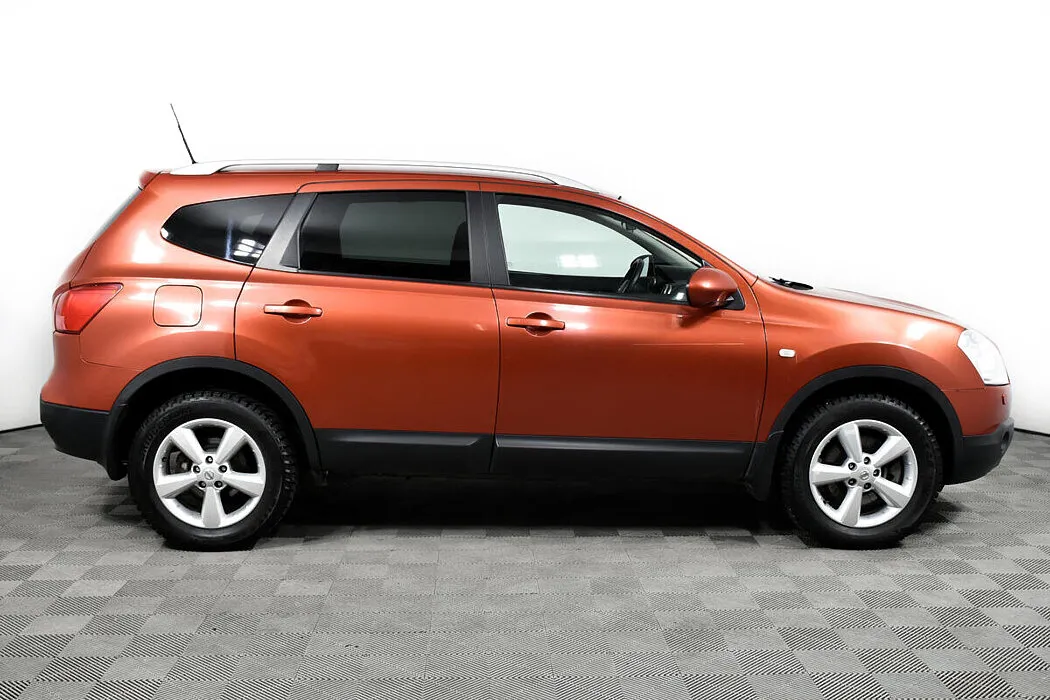 Nissan Qashqai+2 I — фото 3