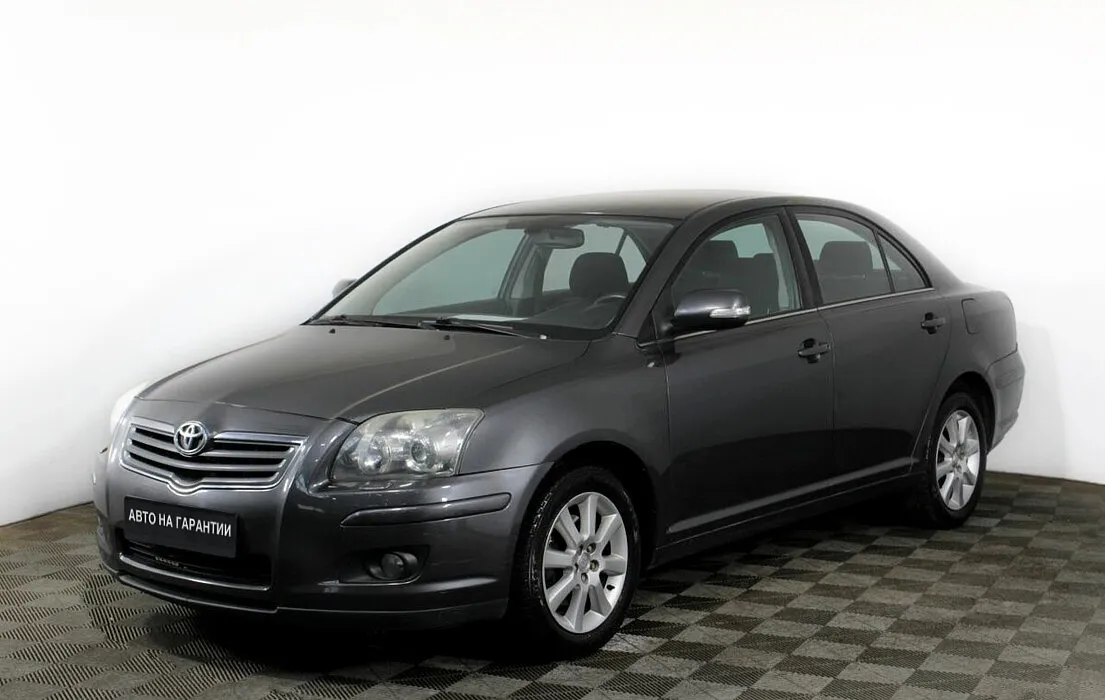 Toyota Avensis II Рестайлинг · Сол