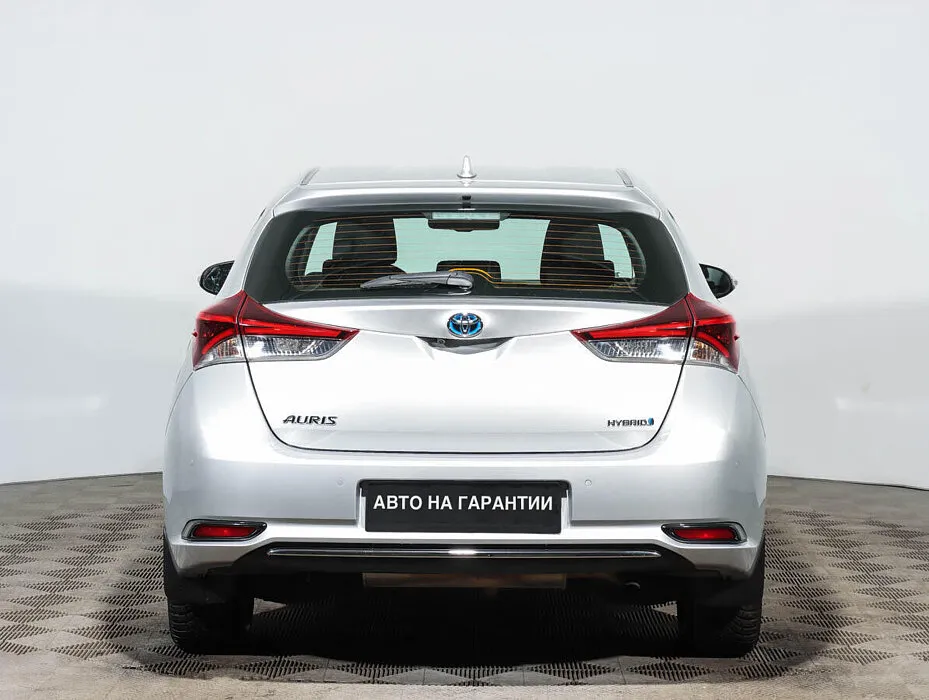 Toyota Auris II Рестайлинг — фото 4