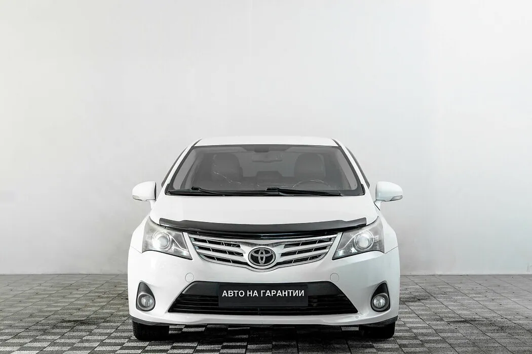 Toyota Avensis III Рестайлинг · Элеганс Плюс — фото 2