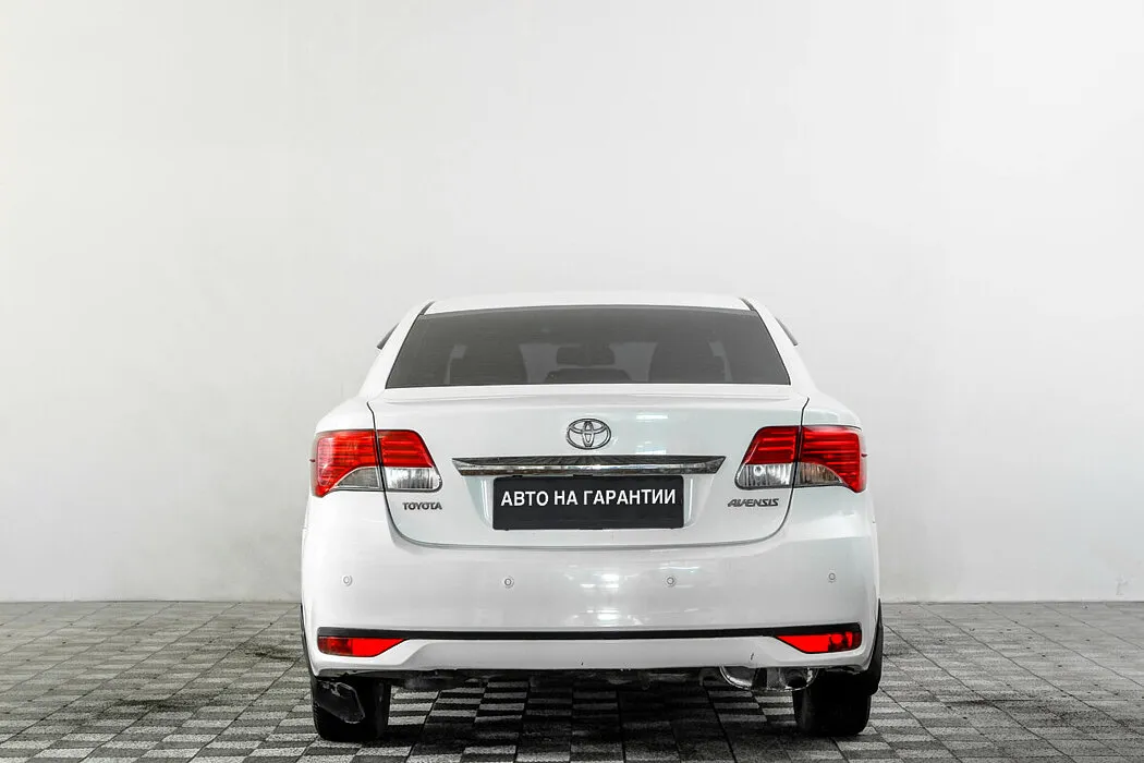 Toyota Avensis III Рестайлинг · Элеганс Плюс — фото 4