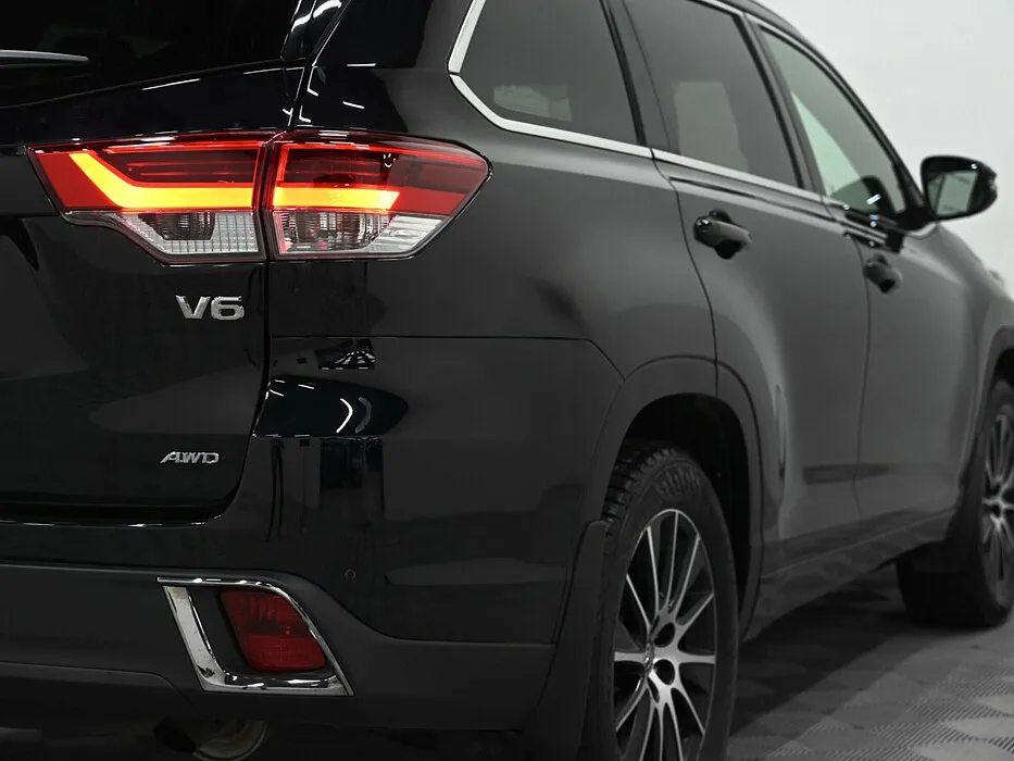 Toyota Highlander III (XU50) Рестайлинг · Элеганс — фото 3