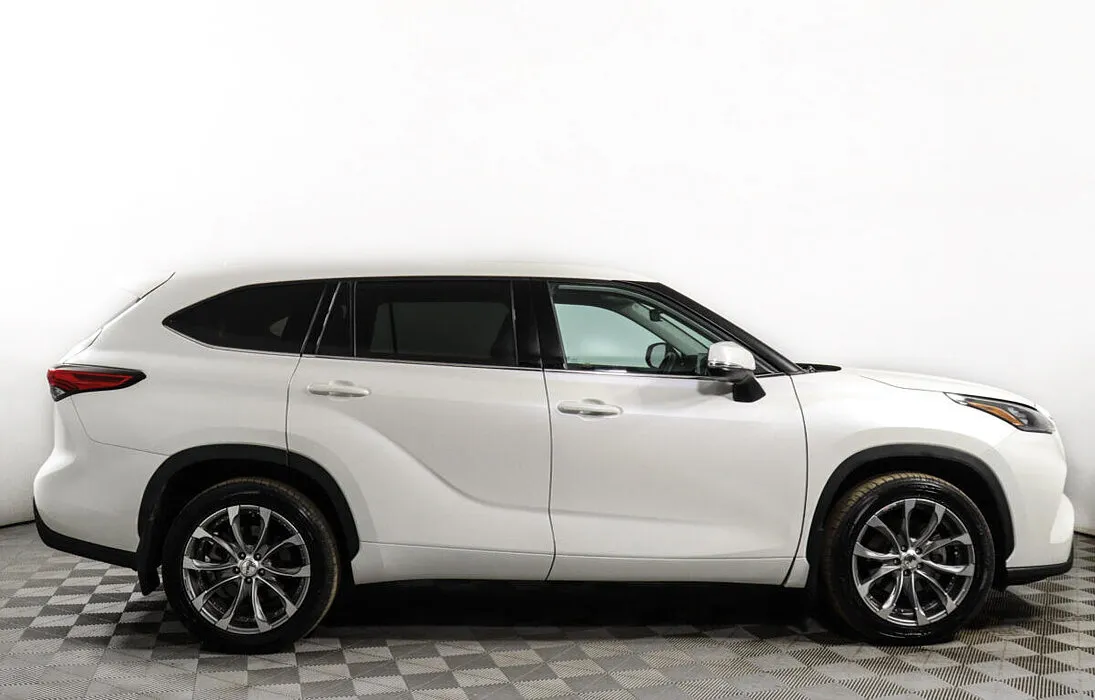 Toyota Highlander IV (XU70) · Люкс Safety — фото 4