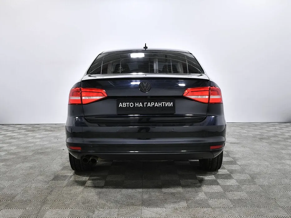 Volkswagen Jetta VI Рестайлинг — фото 4