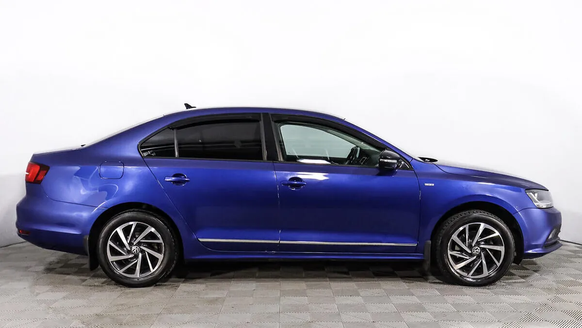 Volkswagen Jetta VI Рестайлинг · Life — фото 3