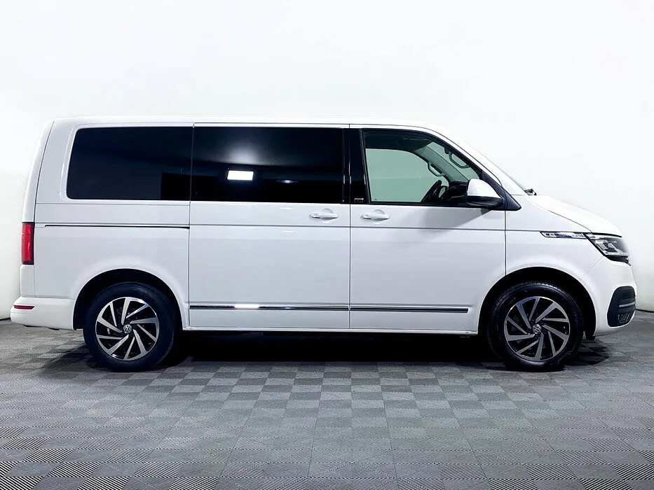 Volkswagen Multivan T6 Рестайлинг · Highline (Germany) — фото 3
