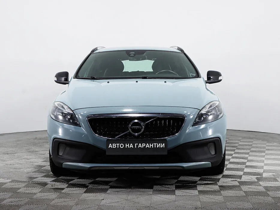 Volvo V40 Cross Country I Рестайлинг · Summum — фото 2