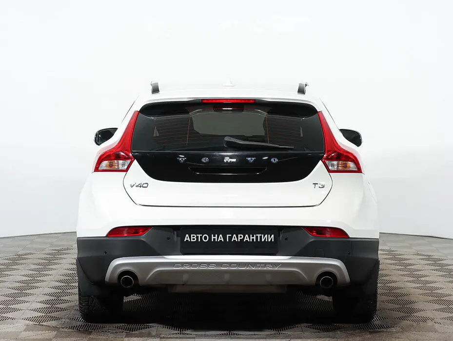 Volvo V40 Cross Country I Рестайлинг · Summum — фото 4