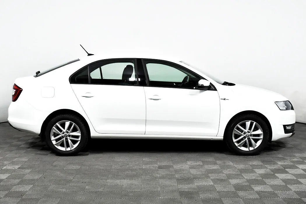 Skoda Rapid I Рестайлинг · Ambition — фото 3