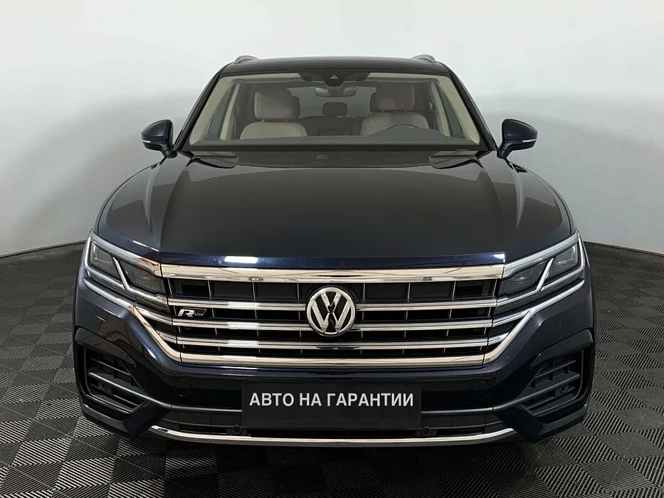 Volkswagen Touareg III · Exclusive — фото 2