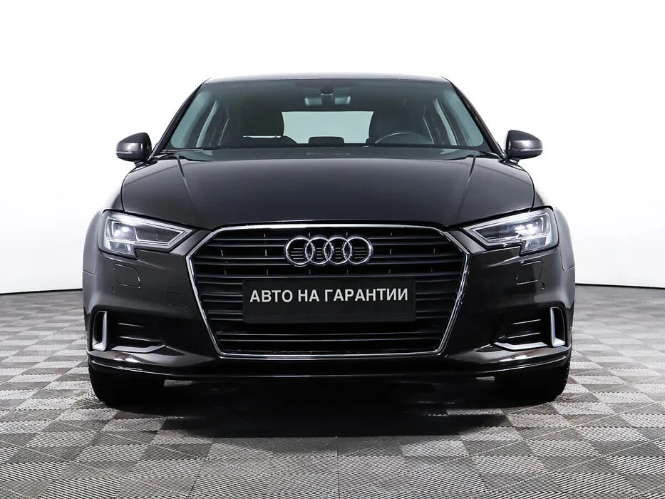 Audi A3 III (8V) Рестайлинг · Basis — фото 2