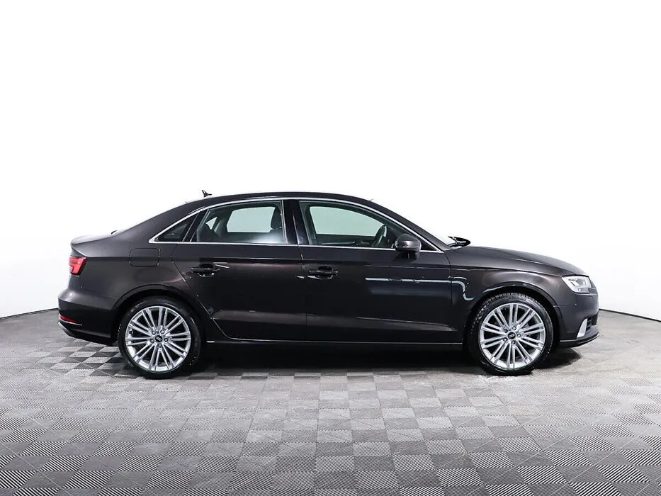 Audi A3 III (8V) Рестайлинг · Basis — фото 3