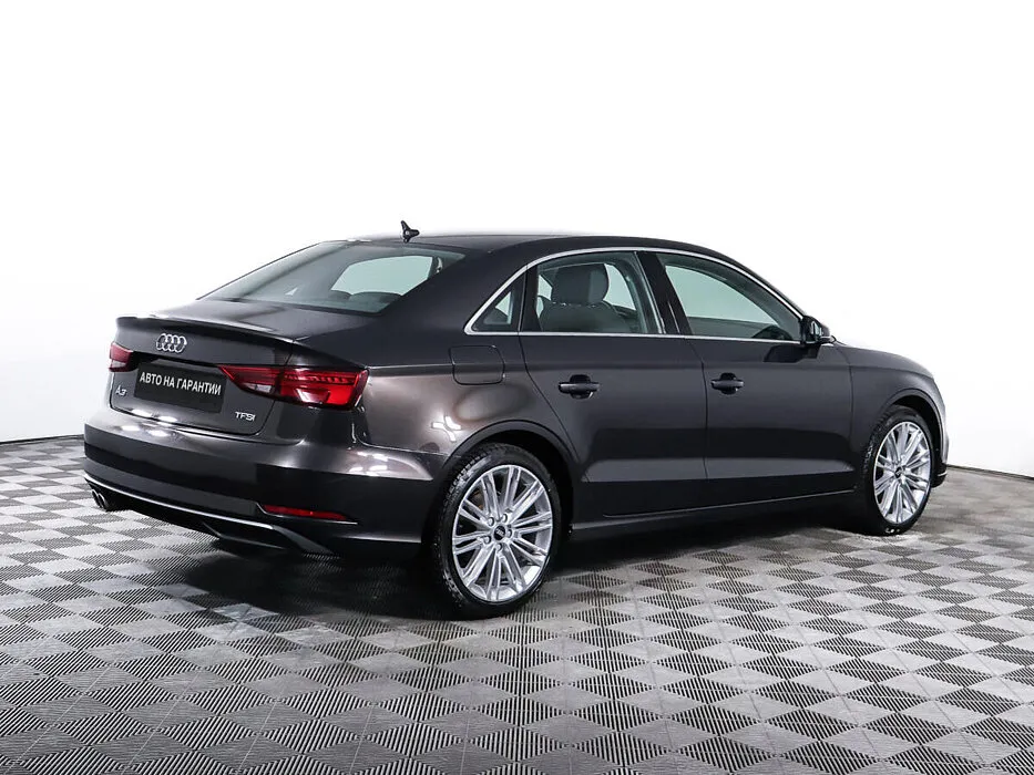 Audi A3 III (8V) Рестайлинг · Basis — фото 4