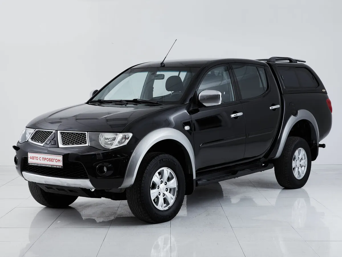 Mitsubishi L200 IV · DC Intense