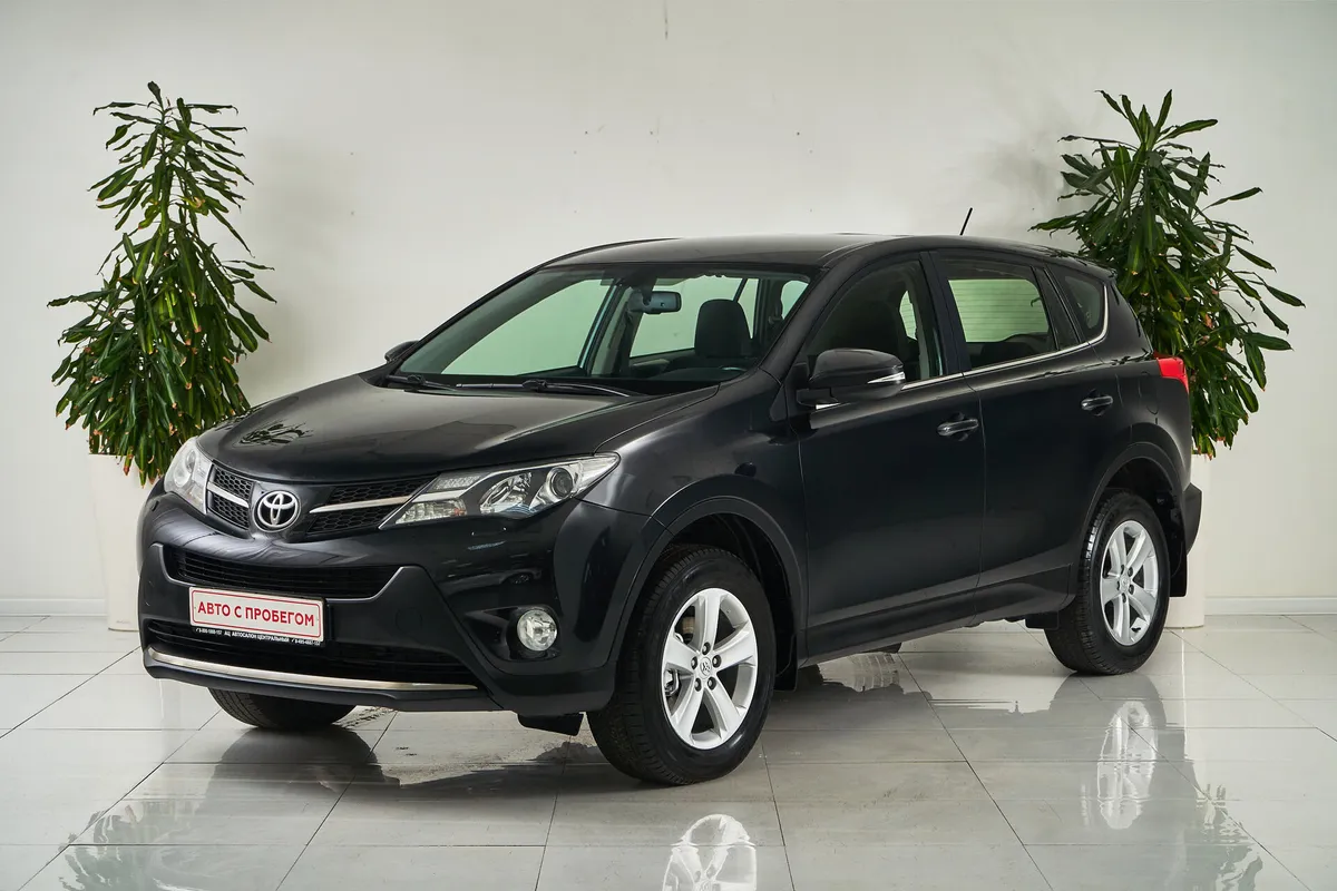 Toyota RAV4 IV (XA40)
