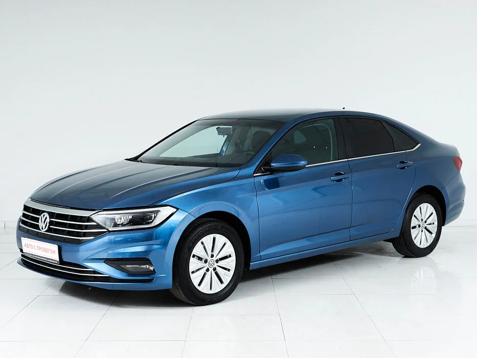 Volkswagen Jetta VII · Status