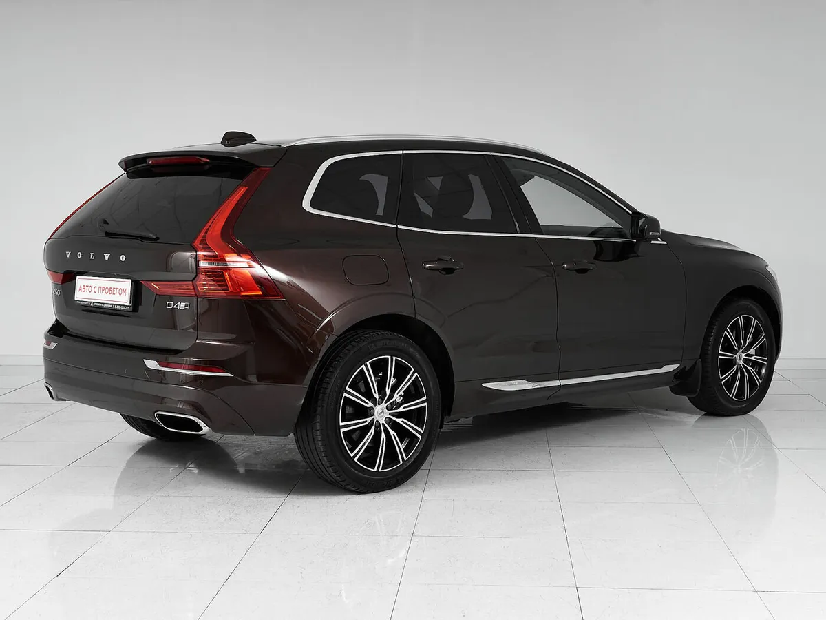 Volvo XC60 II · Momentum — фото 5