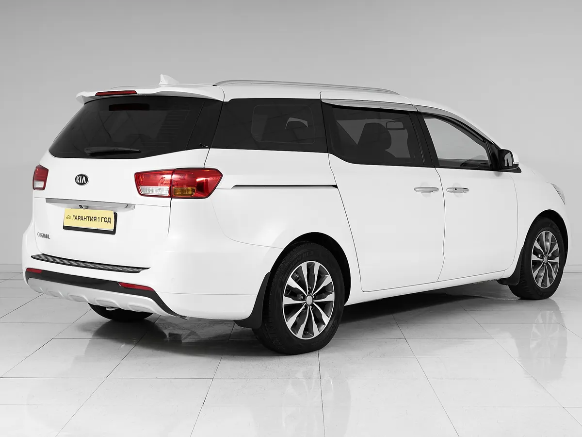 Kia Carnival III — фото 4
