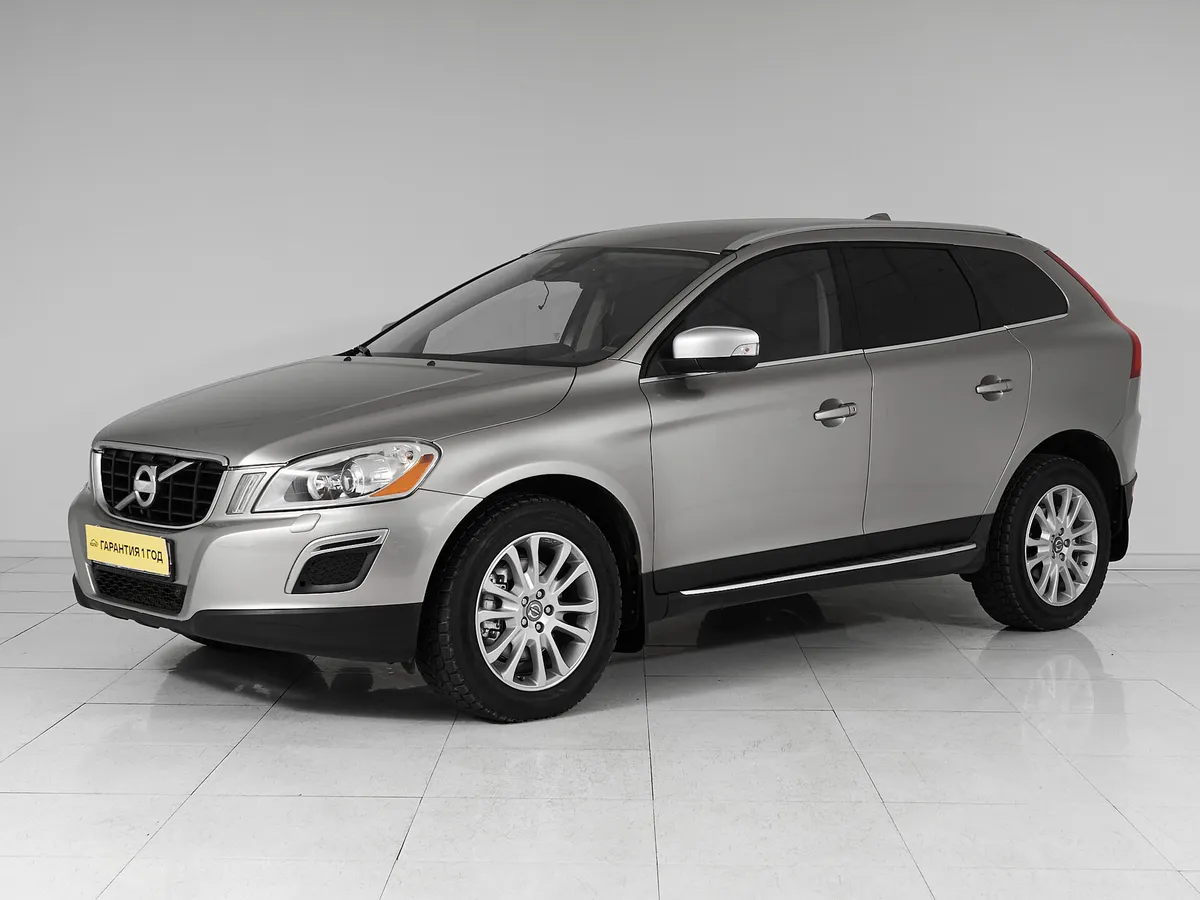 Volvo XC60 I · Momentum