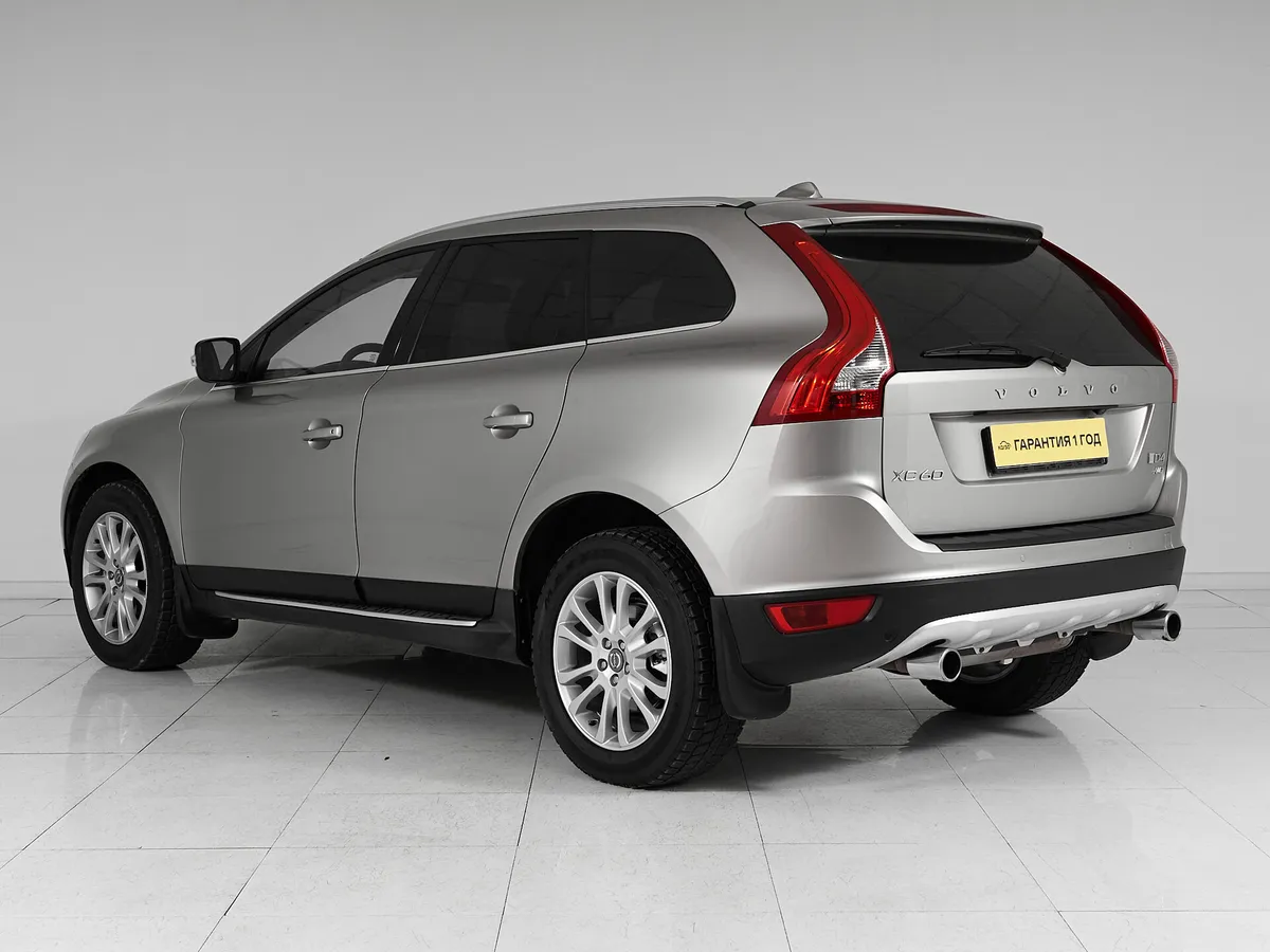 Volvo XC60 I · Momentum — фото 4