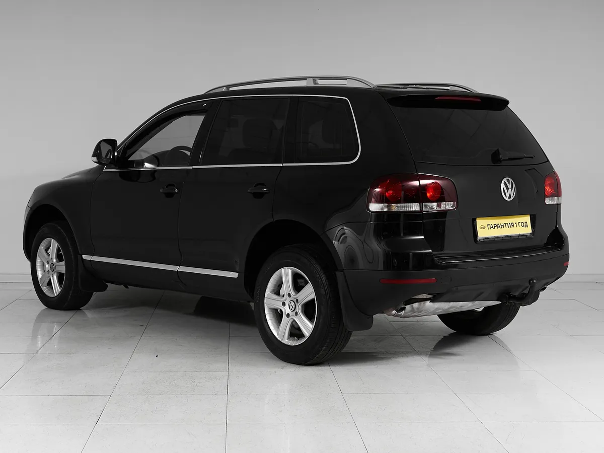Volkswagen Touareg I Рестайлинг — фото 4
