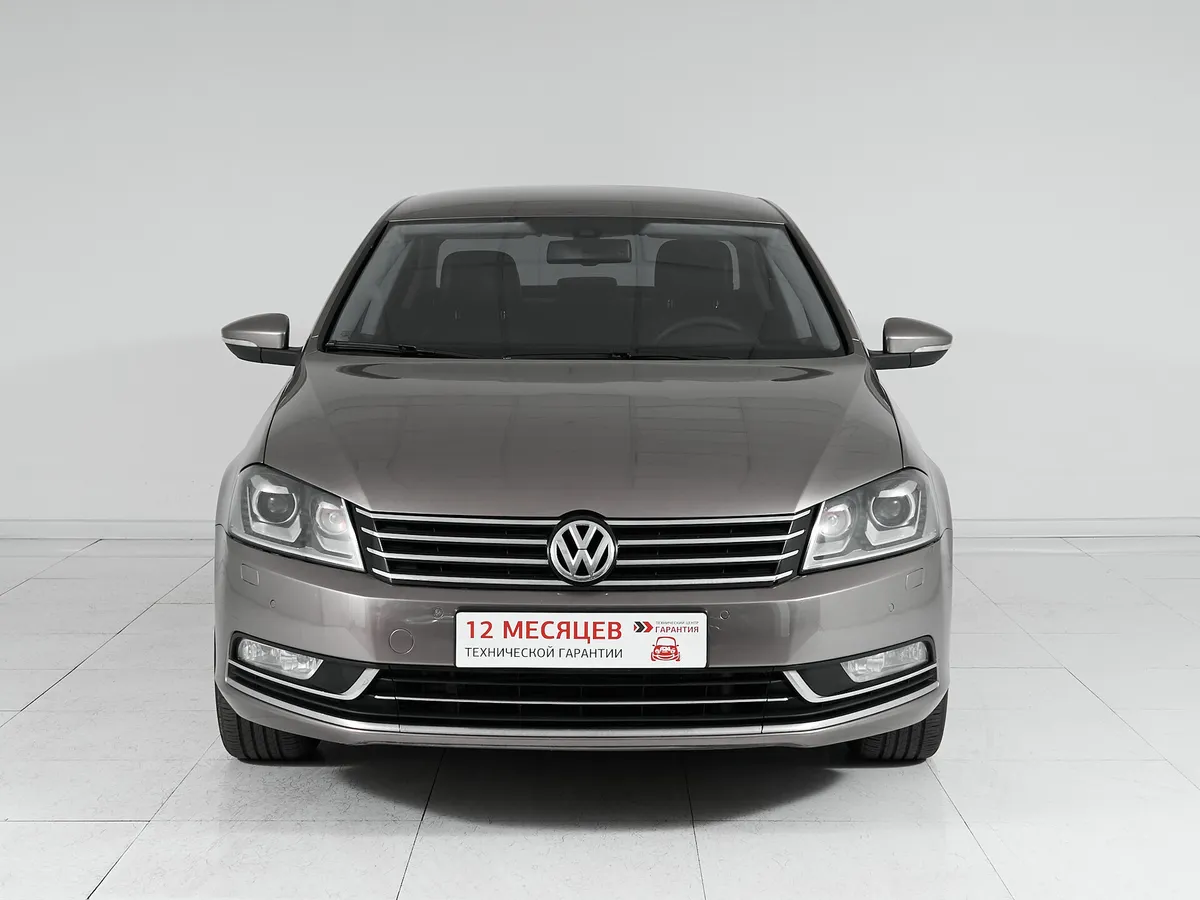 Volkswagen Passat B7 · Highline — фото 2