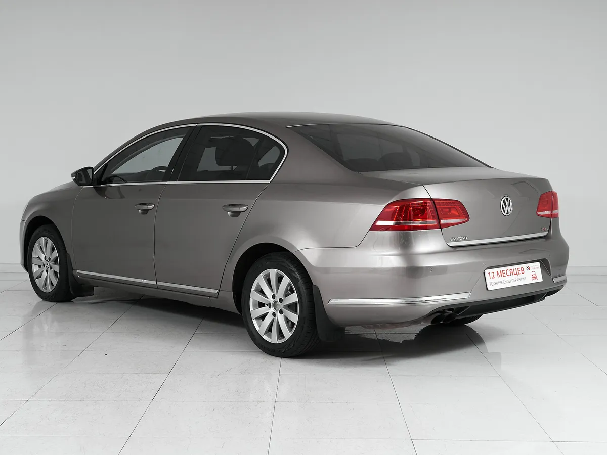 Volkswagen Passat B7 · Highline — фото 4