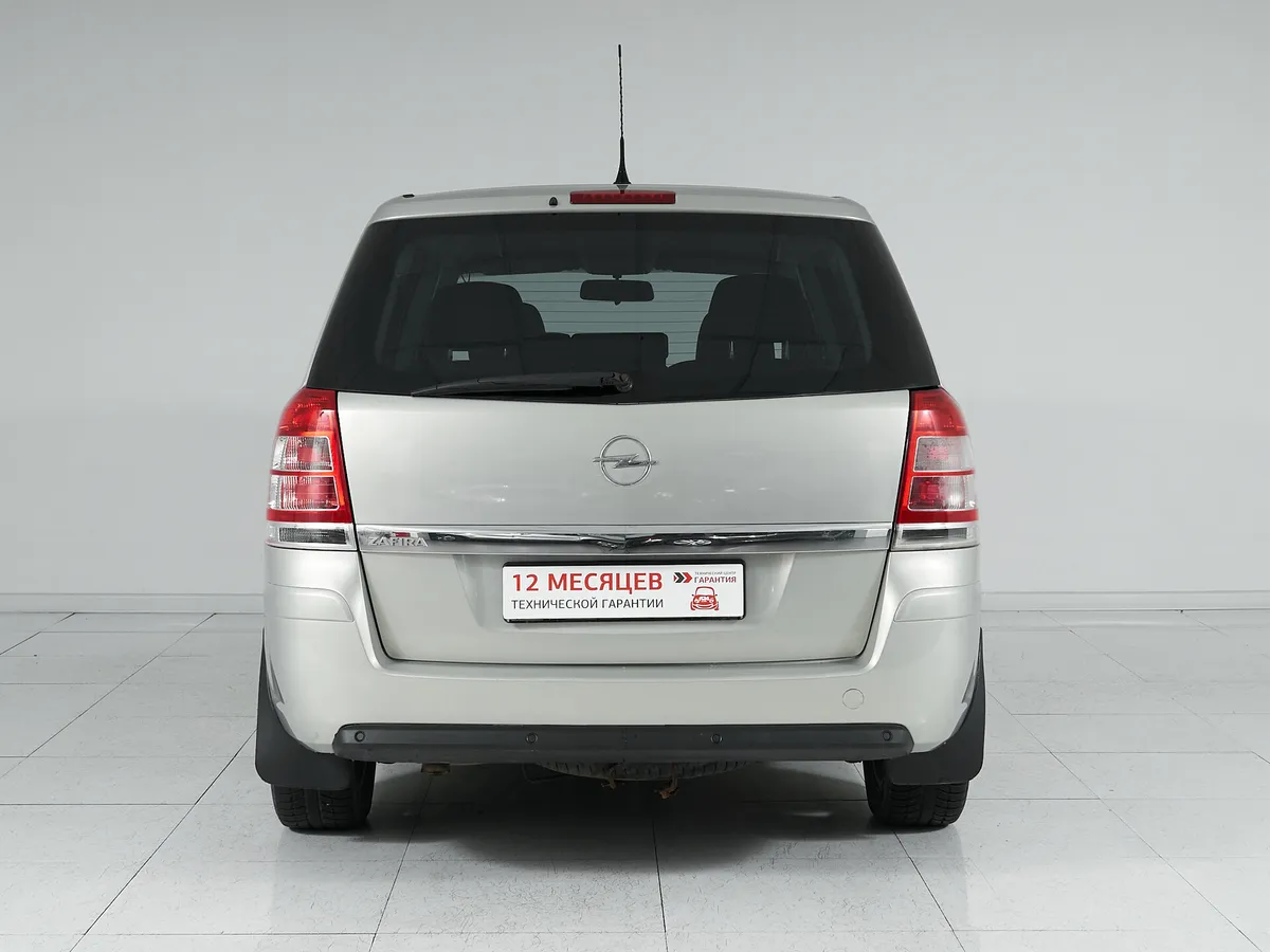 Opel Zafira B Рестайлинг — фото 3