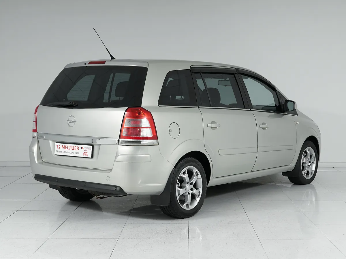 Opel Zafira B Рестайлинг — фото 4