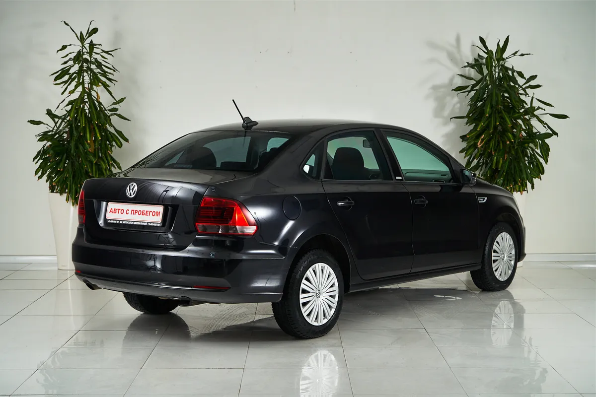 Volkswagen Polo V Рестайлинг · Highline — фото 5