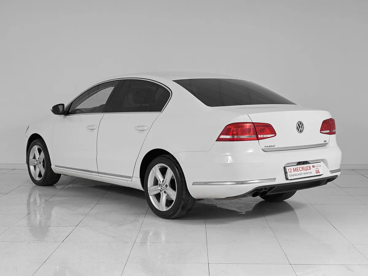 Volkswagen Passat B7 · Highline — фото 4