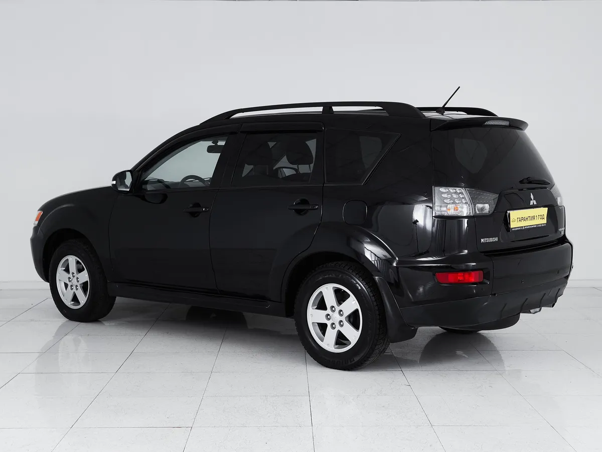 Mitsubishi Outlander II Рестайлинг · Ultimate — фото 4